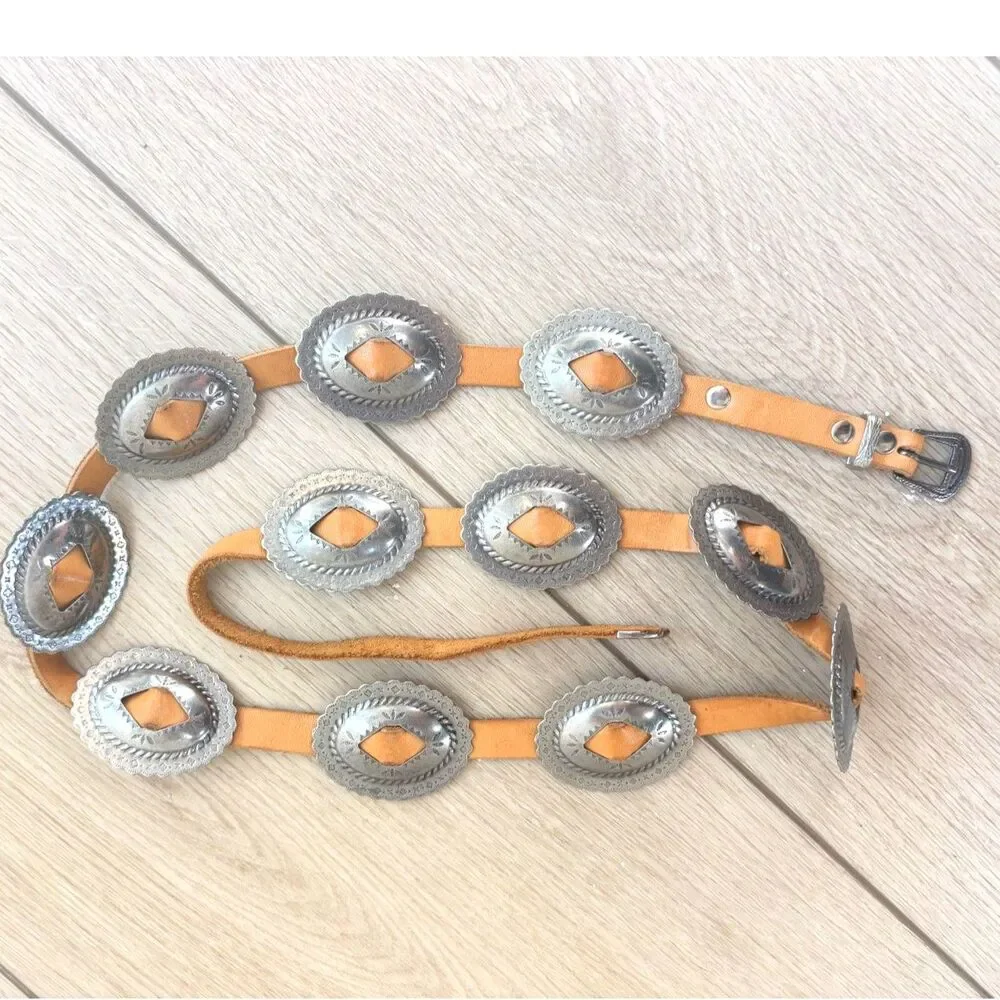 Vintage 1950s 1960s Western Concho Belt Tan Leather Silver Horseshoe L XL